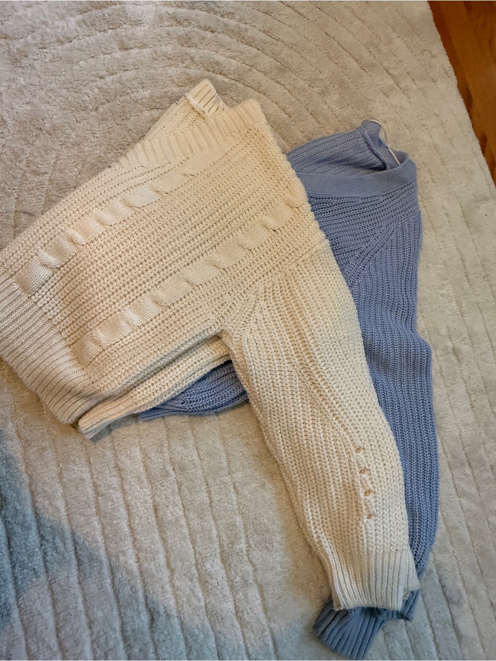 Bundle of 2-Cream Cable-Knit Button Cardigan Sweater -Light Blue Cable knit - Picture 6 of 11